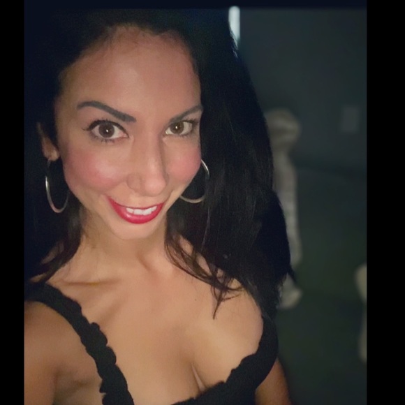 Meet your Posher, Jackie - Picture 1 of 1